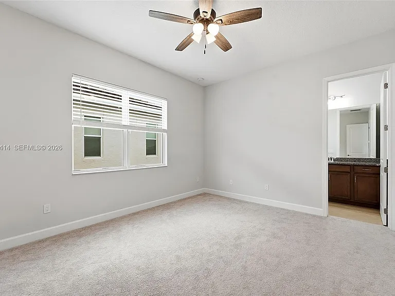 15239 Goldfinch Cir — Photo 24