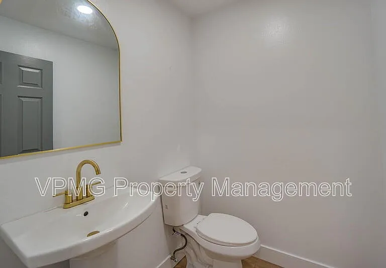 423 NW 153rd St — Photo 7