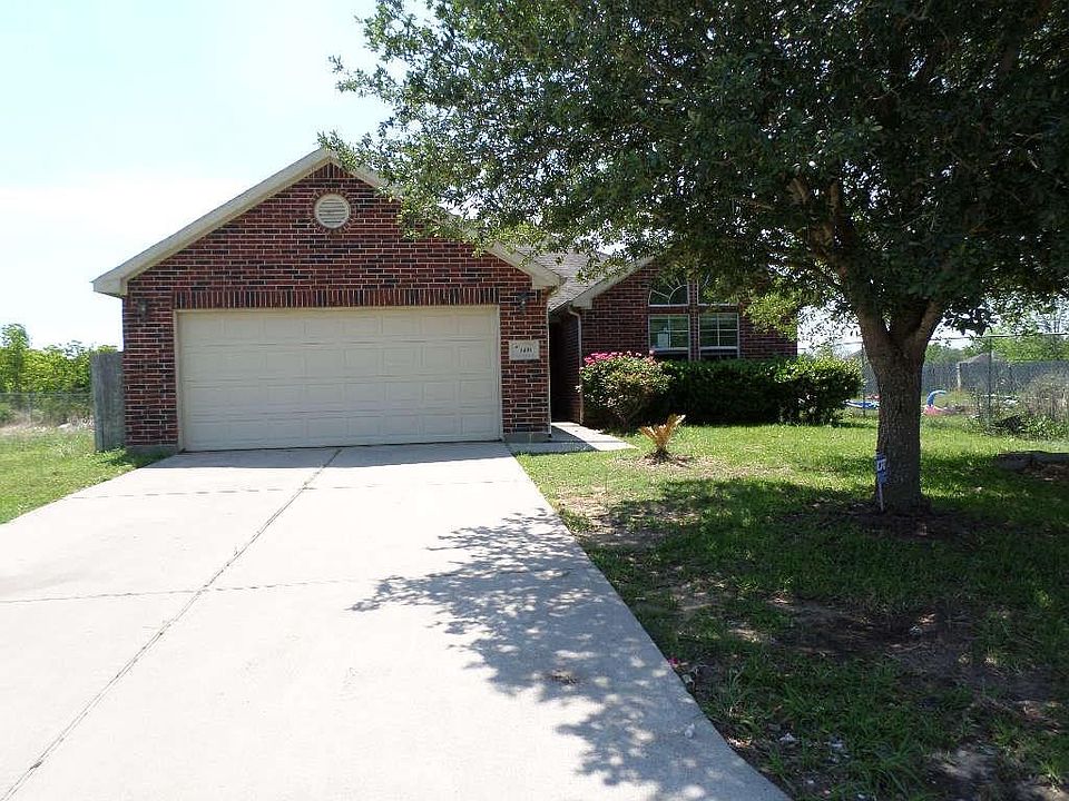 1st image of 3439 Brook Shadow Dr