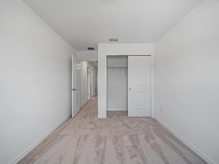 2085 Hallier Cv — Photo 24