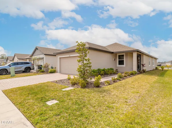 207 Pitching Wedge Dr, Daytona Beach, FL 32124