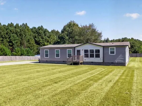 521 Midway Rd NW, Resaca, GA 30735