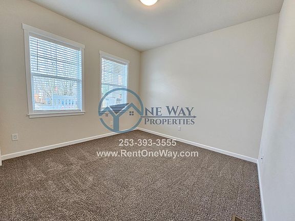 2nd image of 3719 22nd Ave NE