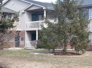 1264 30th Ct #2D, Kenosha, WI 53144