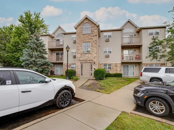 1538 W Sand Bar Ct Unit 1D, Round Lake, IL 60073