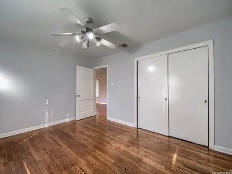 138 Norfolk Pl — Photo 13