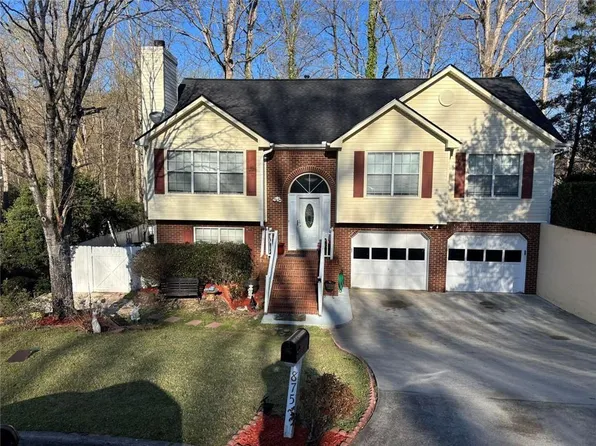 875 Long Branch Cir, Sugar Hill, GA 30518