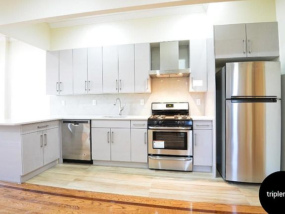 5th image of 529 Humboldt St #2L
