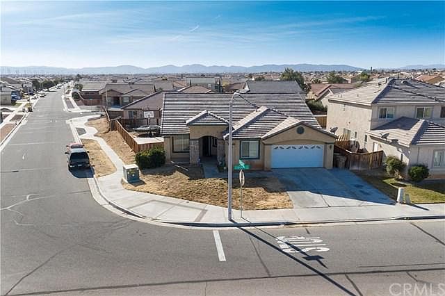 1st image of 13863 Sultana St
