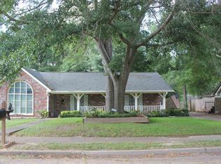 1507 Hawthorne Pl, Clinton, MS 39056