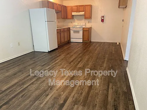 1108 Williams Ave Photo 1