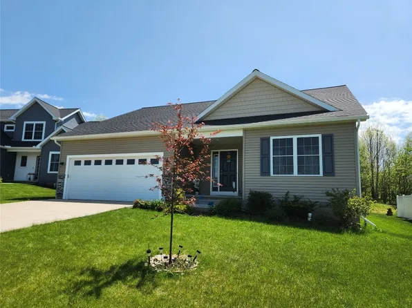 6827 Mulligan Ct, Erie, PA 16510