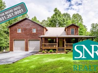 465 Hickory Ln, Sparta, TN 38583