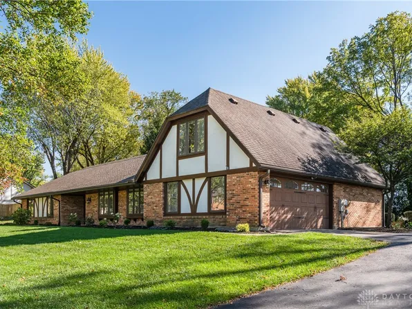 65 Eleanor Dr, Springboro, OH 45066