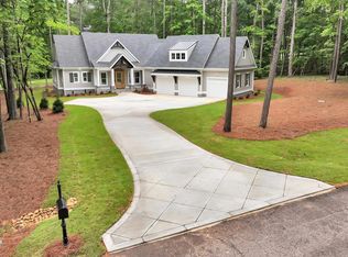 1130 Lake Dr, Greensboro, GA