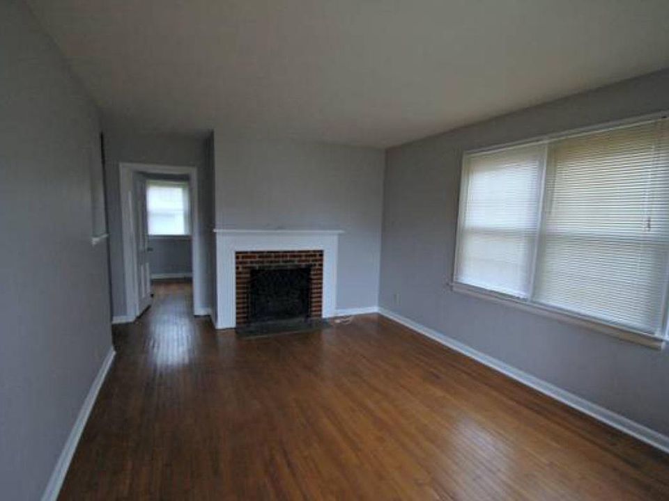 1st image of 8511 Grand Division Ave