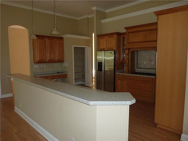 2nd image of 716 Berry Ln