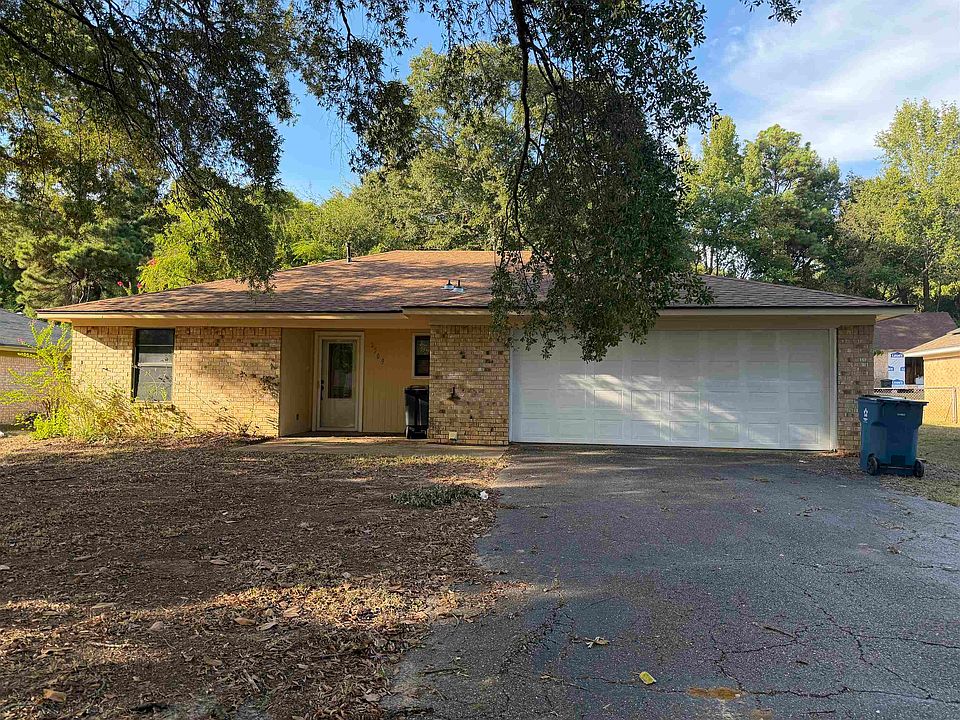 1st image of 2509 Cedarcrest Dr