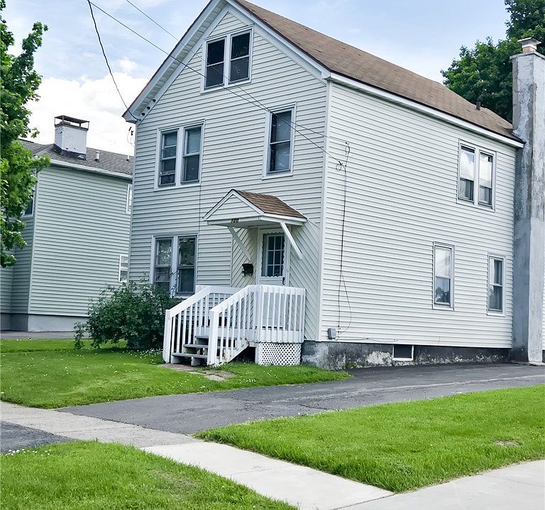 1st image of 118 Cottage St