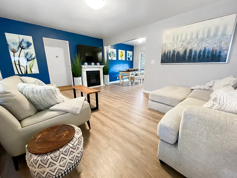 1302 Ross Ln N — Photo 11