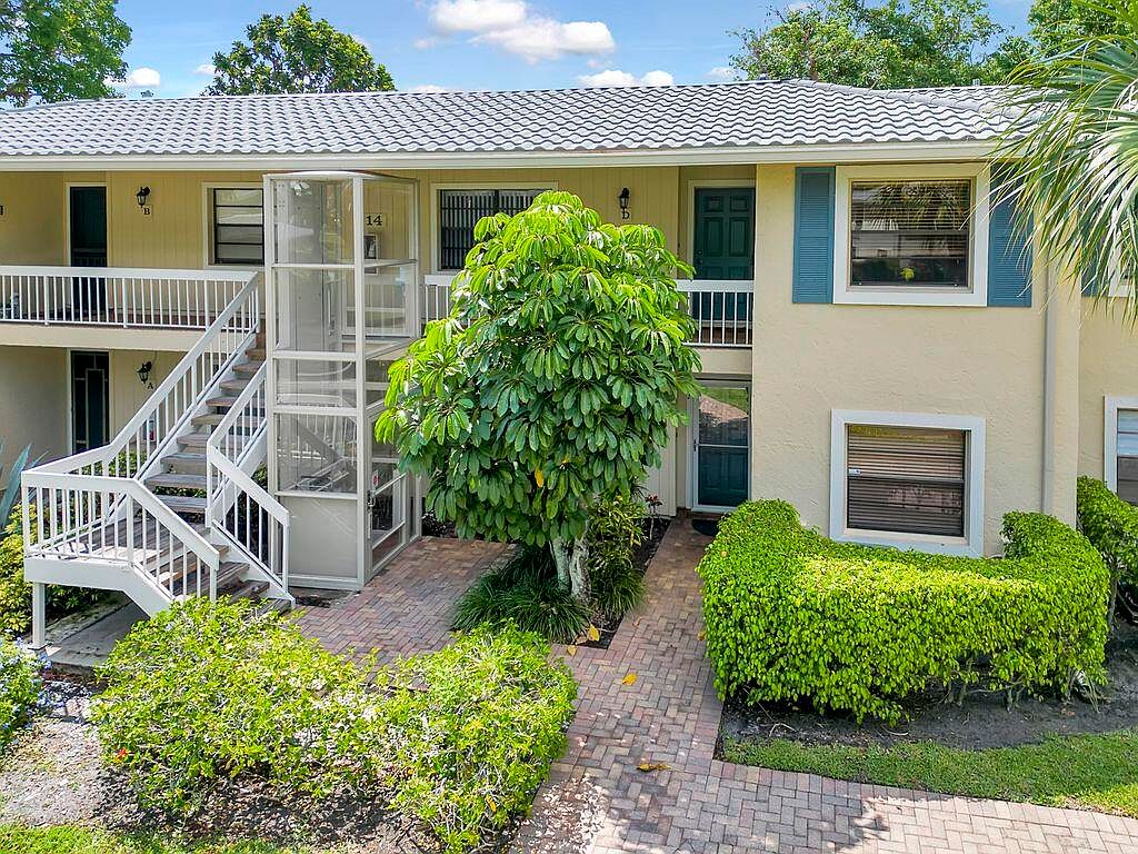 14 Westgate Ln APT D, Boynton Beach, FL 33436 | MLS #RX-10944443 | Zillow