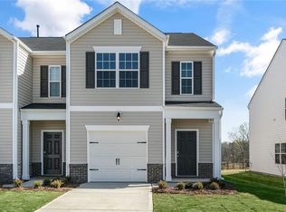 1355 Amberview Ln, Kernersville, NC 27284