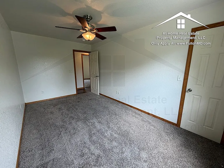 1902 Dunham Dr — Photo 11