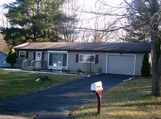 1480 Idaho St, Hermitage, PA 16148