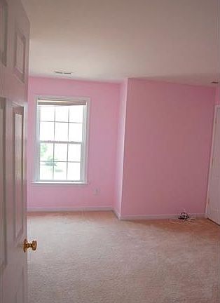 4th image of 815 Parkland Pl #815