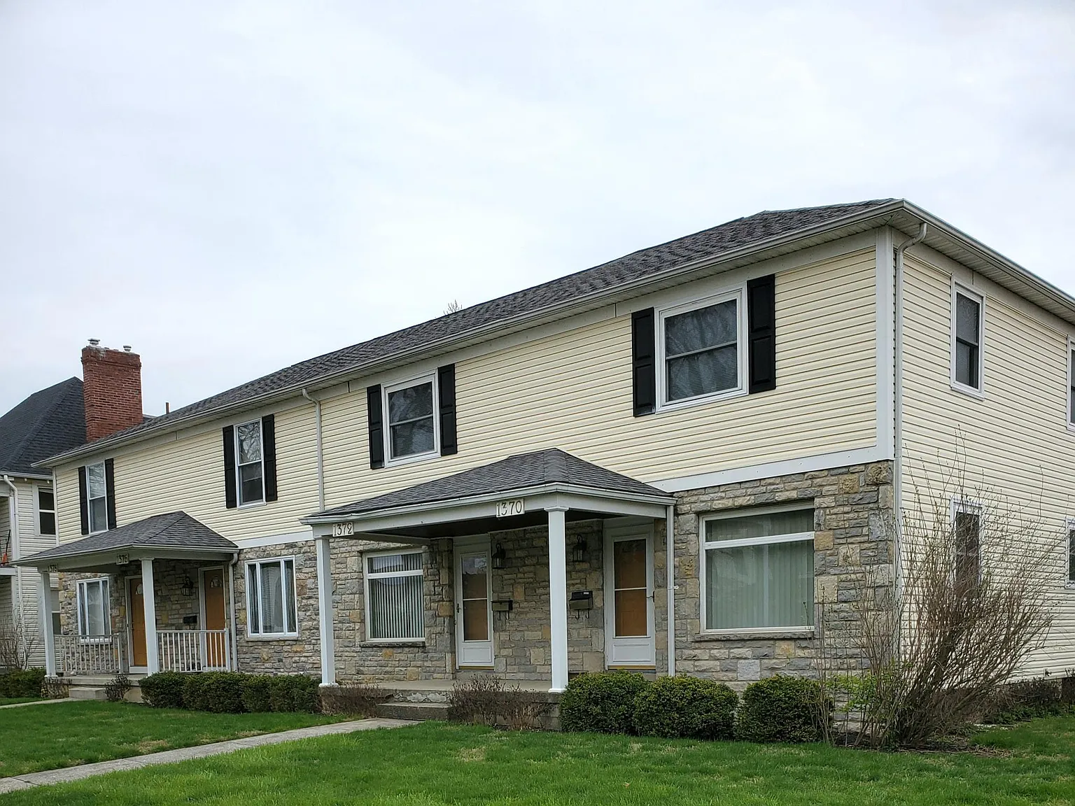 2 bed, 1.5 bath, 1450 sqft, $1,900 — Photo 1