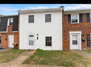 319 Brock Sq, Fredericksburg, VA