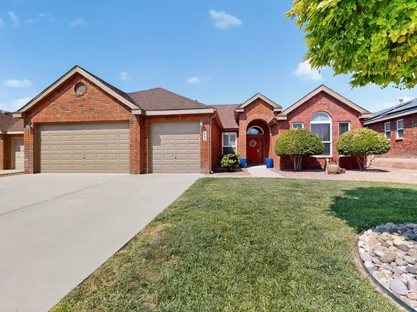 1605 Corte Castellana NE, Rio Rancho, NM 87124