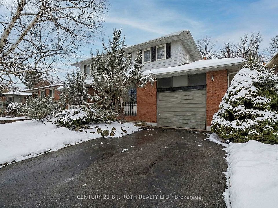 1st image of 4 White Pine Pl