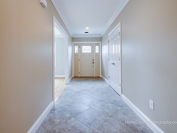 Fron door from kitchen