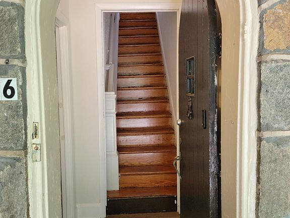 Entrance and stairs to upstairs