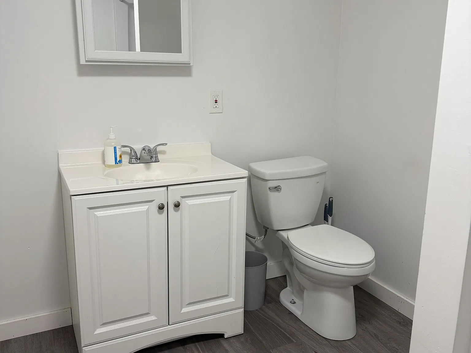 1 bed, 1000 sqft, $1,250 — Photo 4