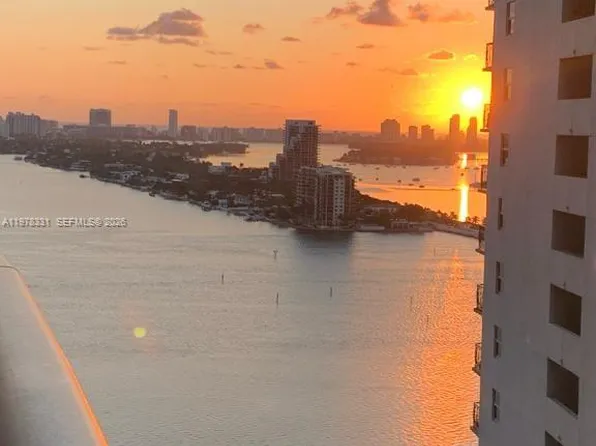 488 NE 18th St Unit 2302, Miami, FL 33132