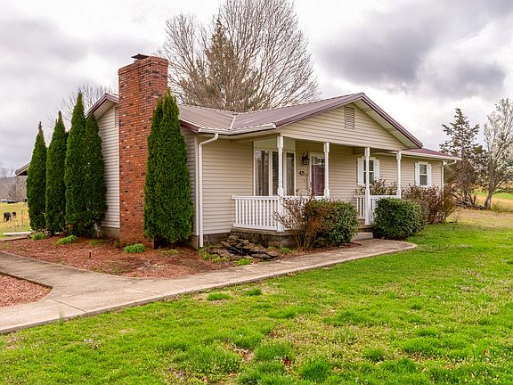 5th image of 425 Peak Rd