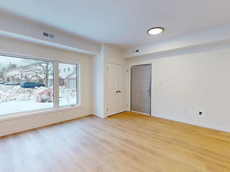 454 Pond Mills Rd #9 — Photo 3