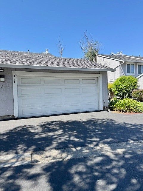 1st image of 361 Pantano Cir #1