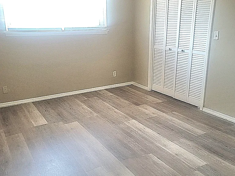 3630 N Villa Ave #4 — Photo 2