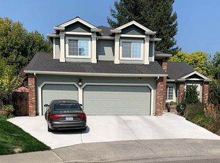 16 Hop Ranch Ct, Santa Rosa, CA 95403