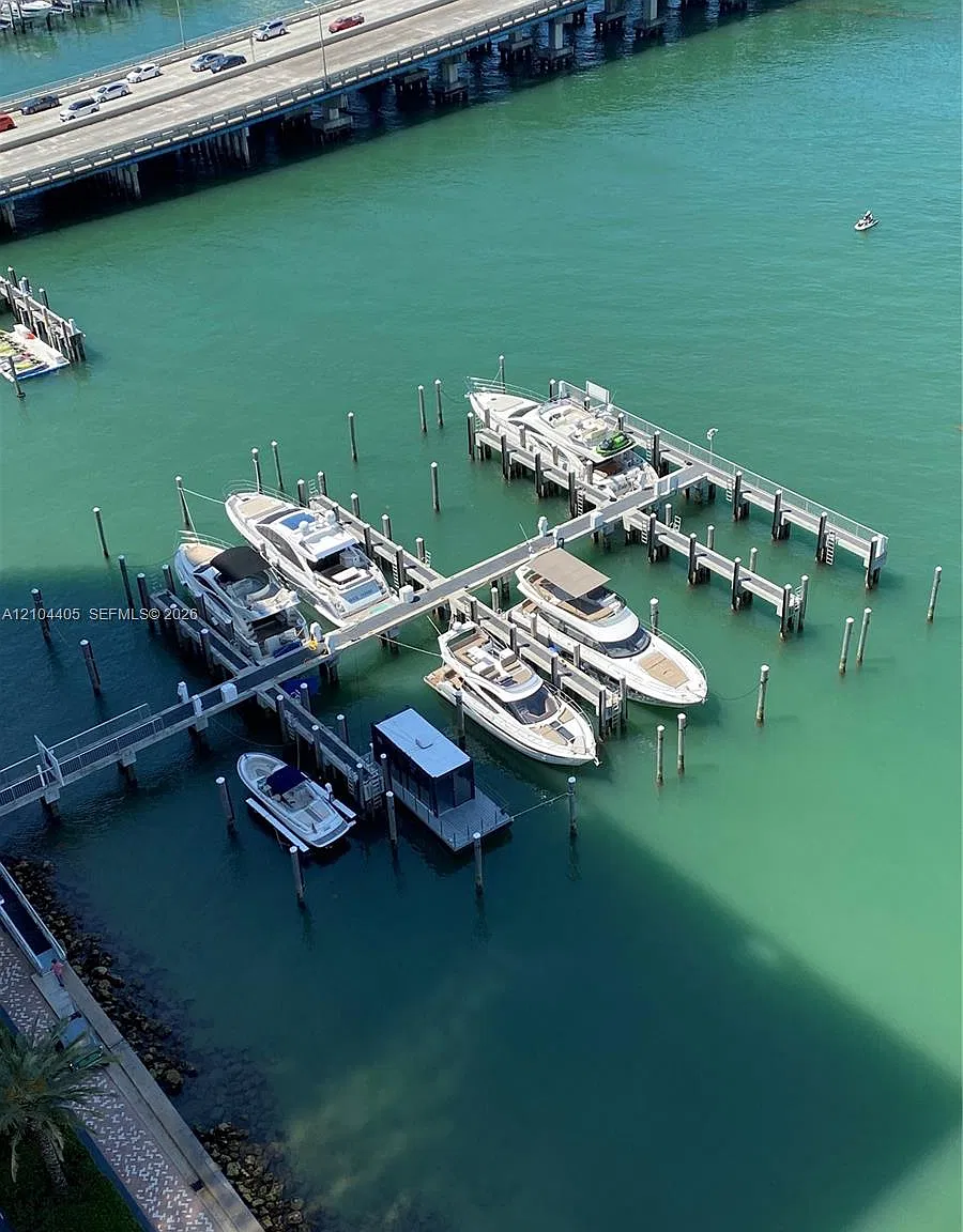 The Bentley Bay Condo — Photo 4
