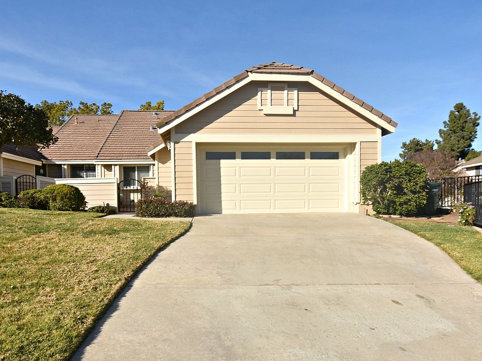 1st image of 1915 Spyglass Cir