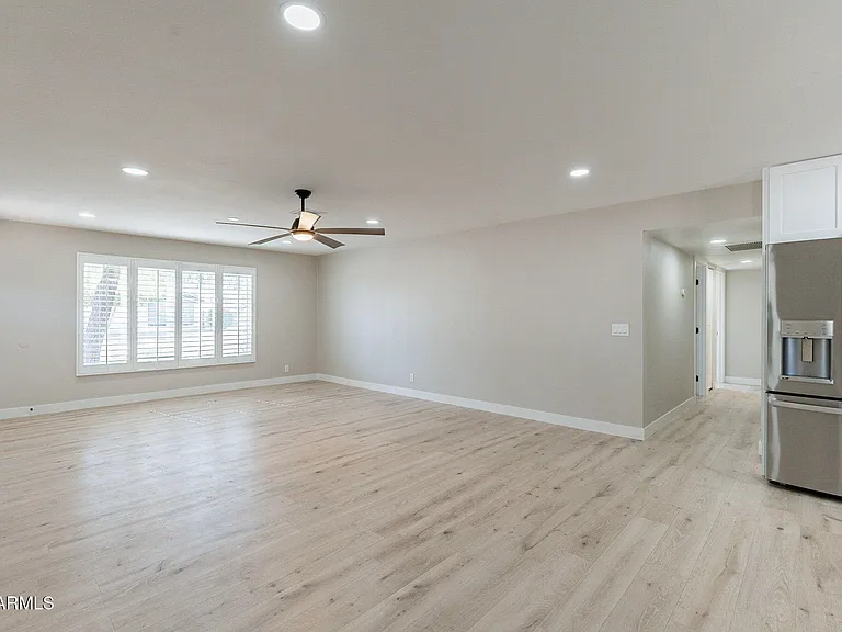 8202 E Piccadilly Rd — Photo 11