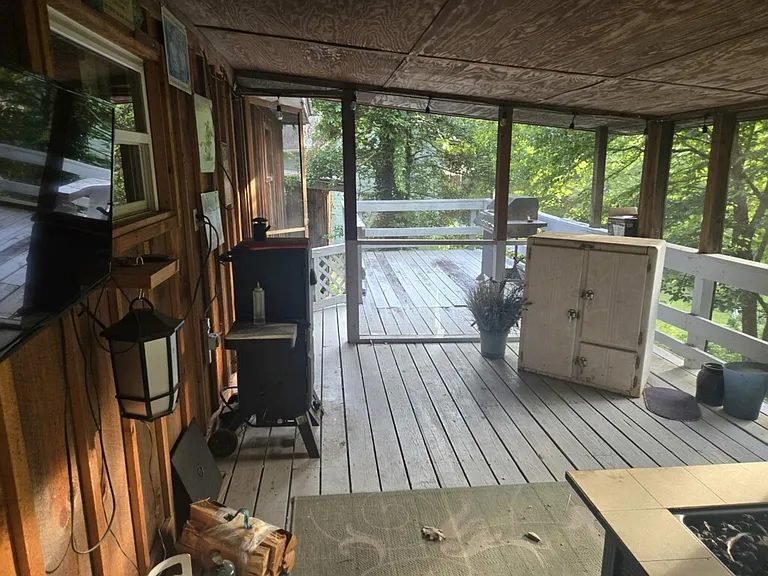18 Oak Dr — Photo 4
