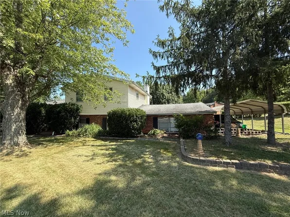101 Winters Dr, Marietta, OH 45750