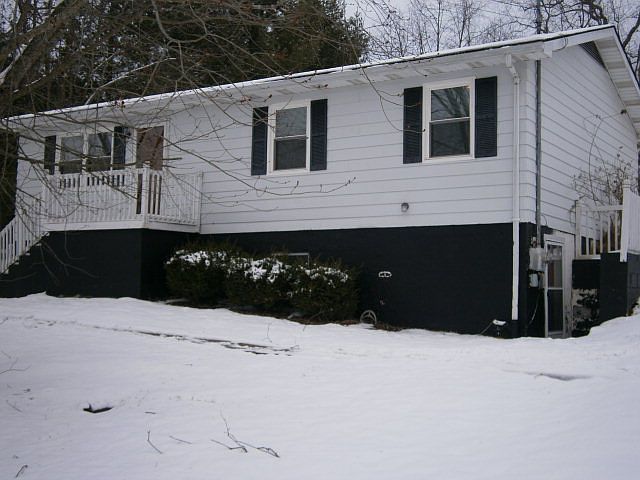 2nd image of 20023 Dover Cir
