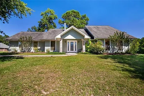 43184 Naples Dr Photo 1