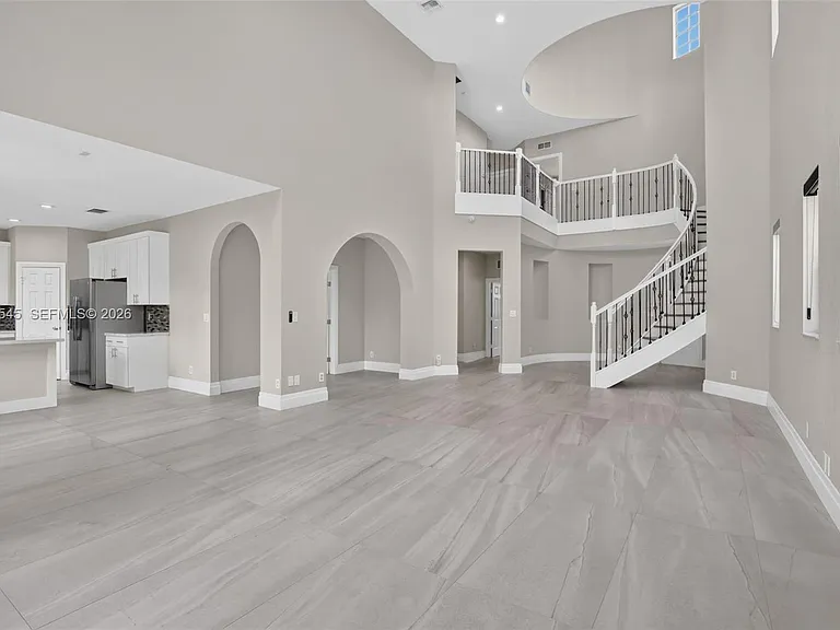 12410 SW 1st St — Photo 7